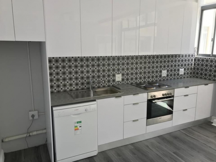 Kitchen cupboards splashback tiles Kitchen cupboards splashback tiles