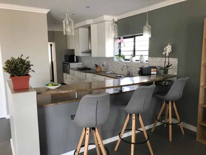 Kitchen redecoration with grey bar stools Kitchen redecoration with grey bar stools