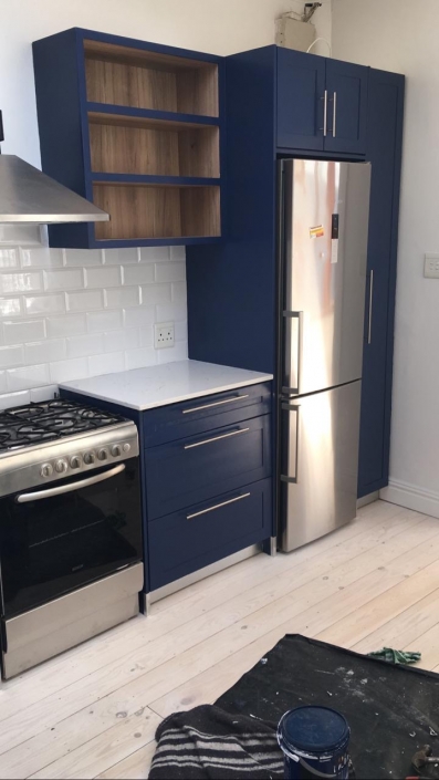 Navy blue kitchen cupboards Navy blue kitchen cupboards