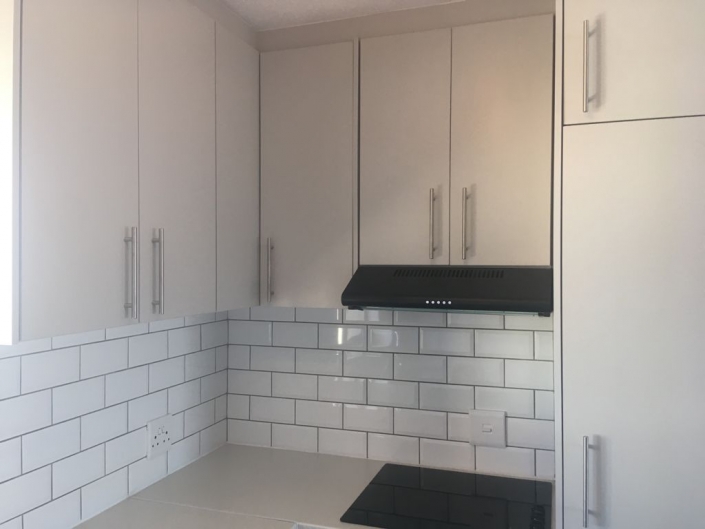 14765c02-9622-40b5-965a-028ec50e400b Subway Tiles in Kitchen